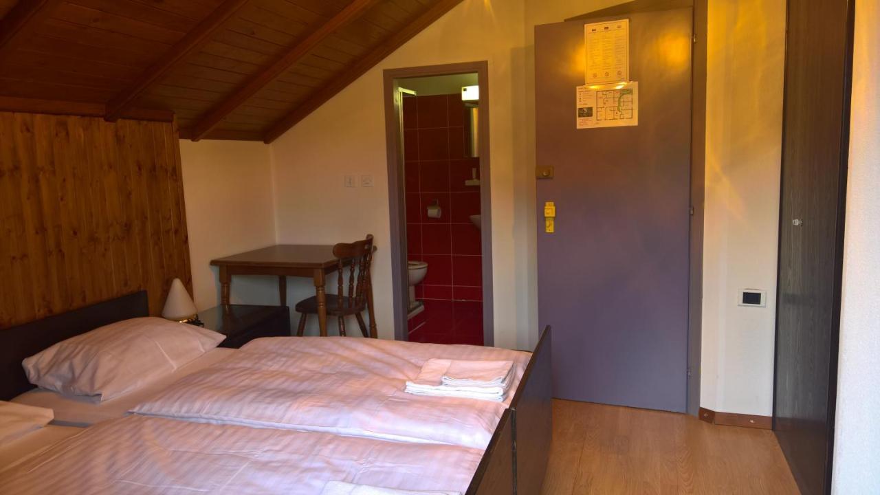 Gostilna Lokve Bed and Breakfast Exteriör bild